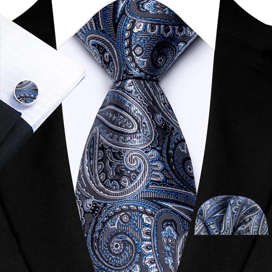 Hedvábná kravata se vzorem