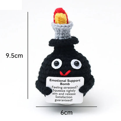 Háčkovaná hračka s pozitivní zprávou