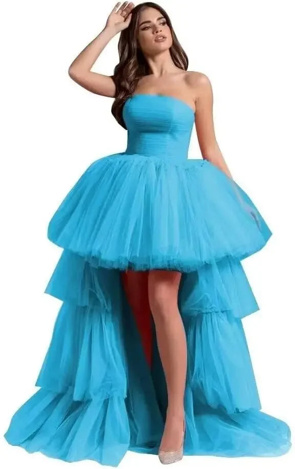 Dámské plesové šaty s tutu sukní