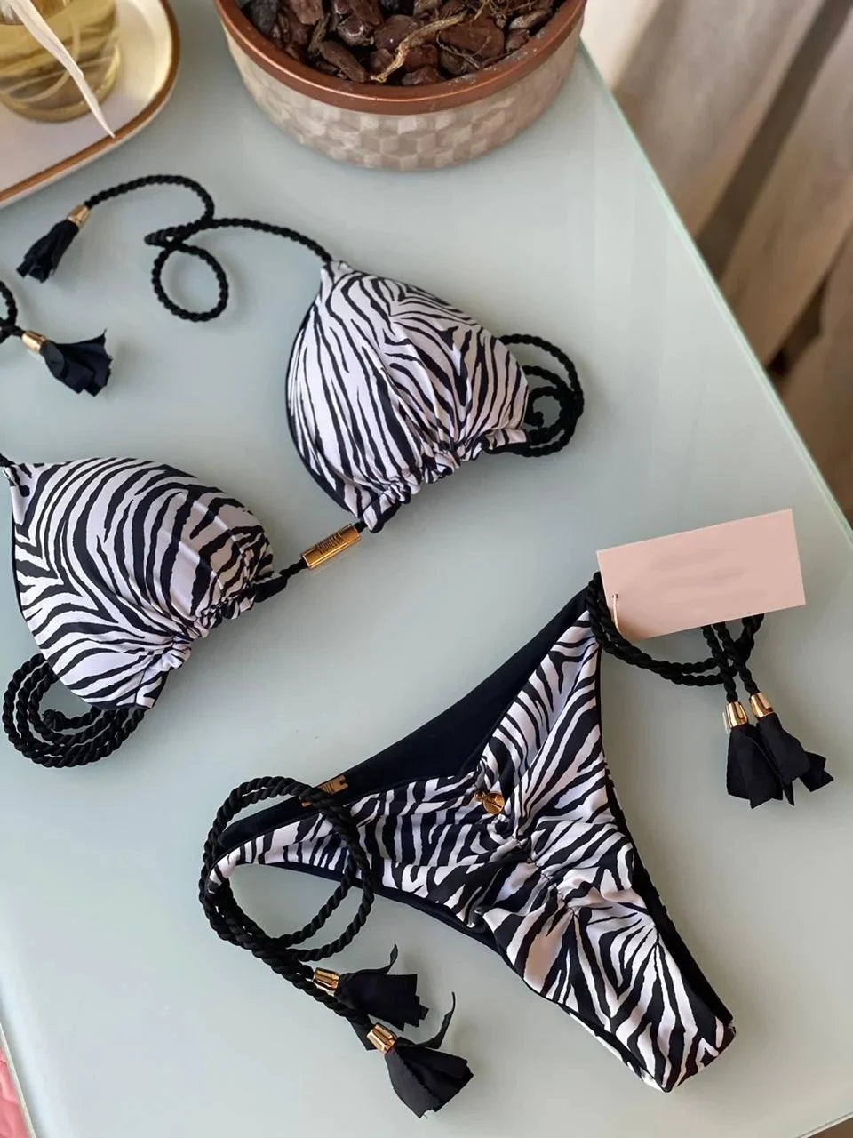 Dámské barevné bikiny