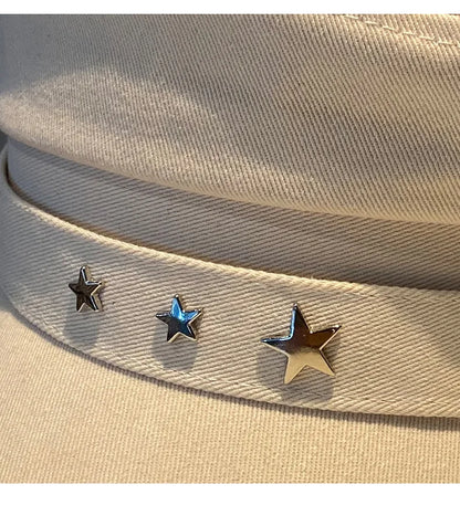 Dámský beret s hvězdou