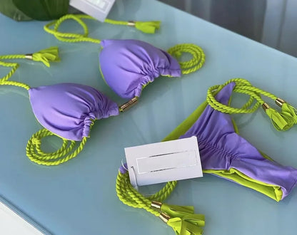 Dámské barevné bikiny