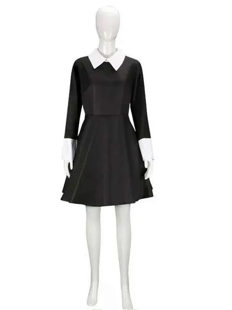 Kostým Wednesday Addams