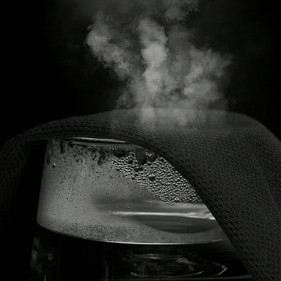 Pánská kukla s křížkem