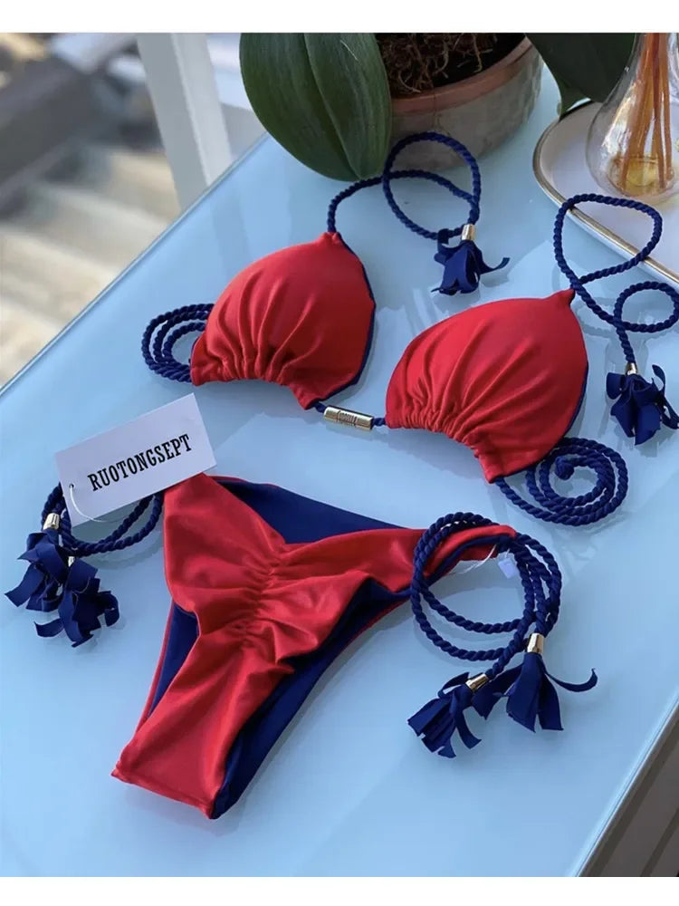 Dámské barevné bikiny
