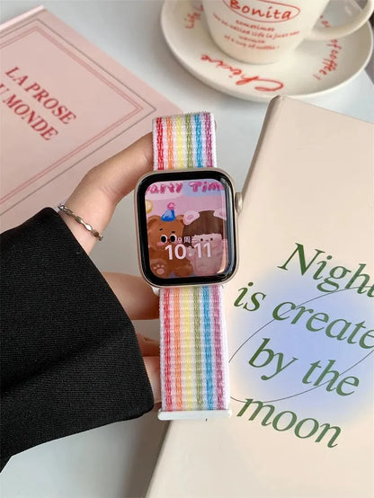 Nylonový řemínek na Apple Watch