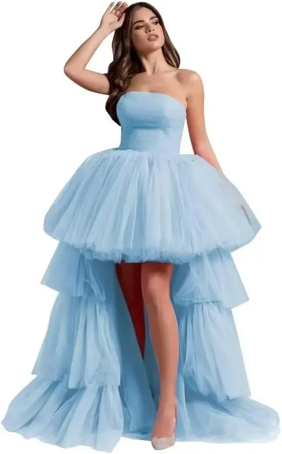 Dámské plesové šaty s tutu sukní