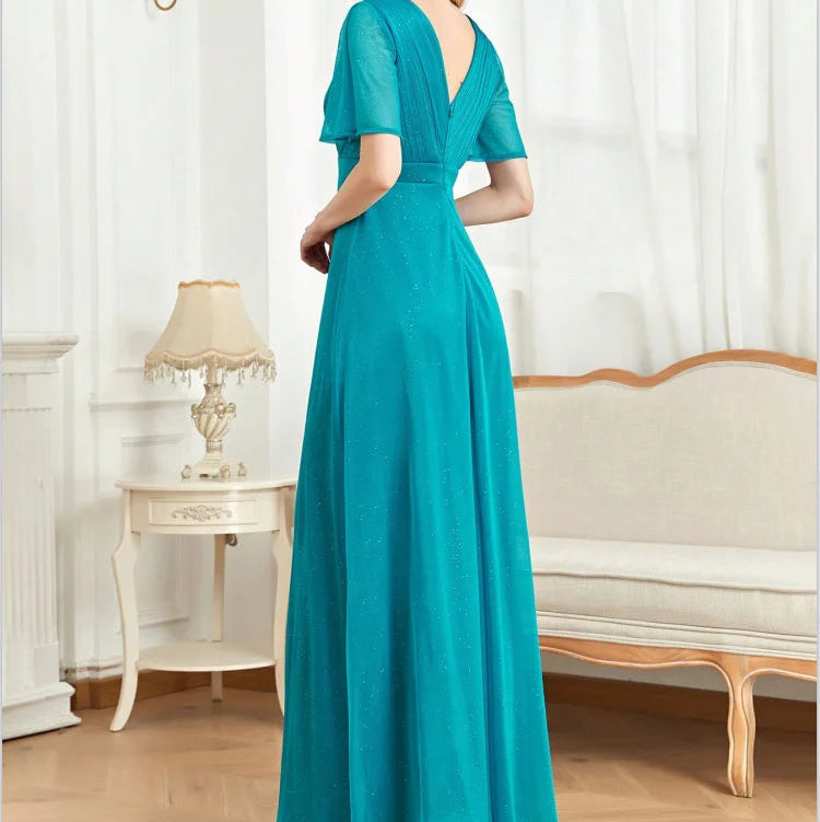 Dámské elegantní šaty s volným rukávem