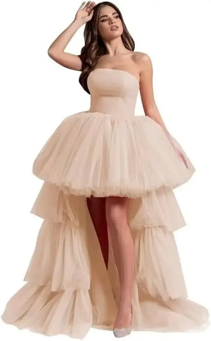 Dámské plesové šaty s tutu sukní