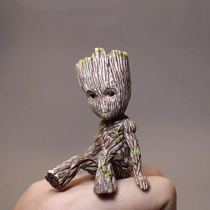 Figurka Groot do auta