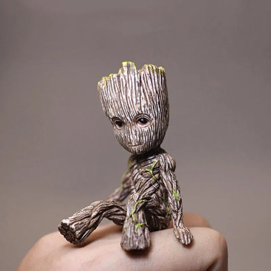 Figurka Groot do auta