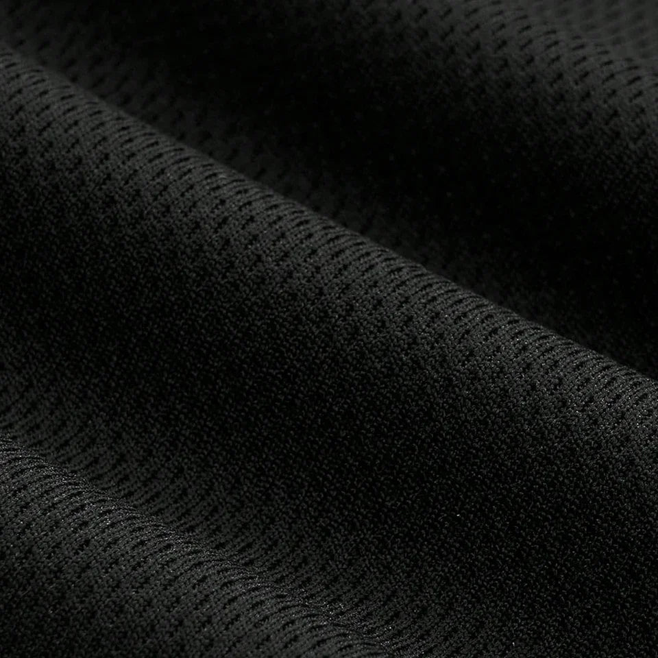 Pánská kukla s křížkem