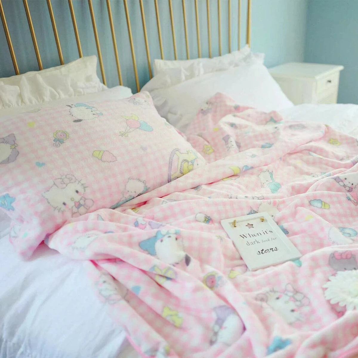 Deka Sanrio Hello Kitty