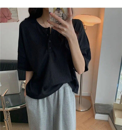 Dámské oversized triko s knoflíčky