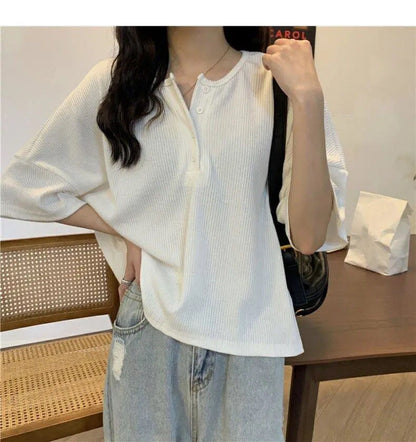 Dámské oversized triko s knoflíčky
