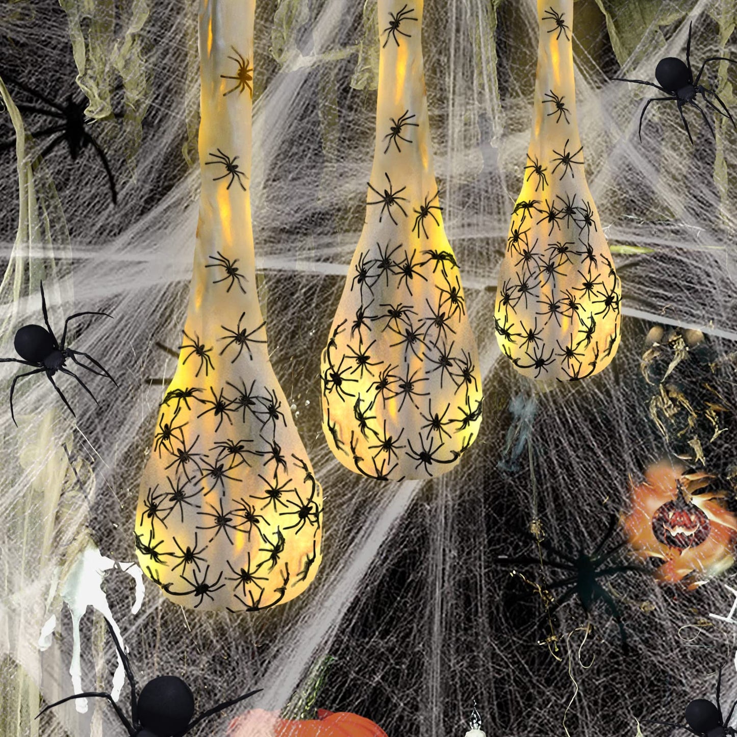 Světla na Halloween s pavouky