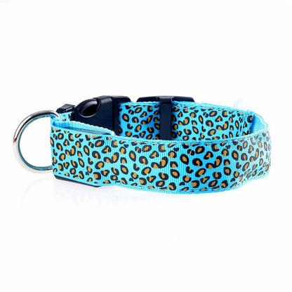 Svítící leopardí obojek