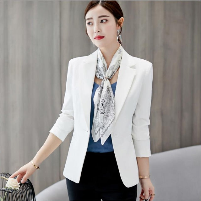 Dámský elegantní blazer