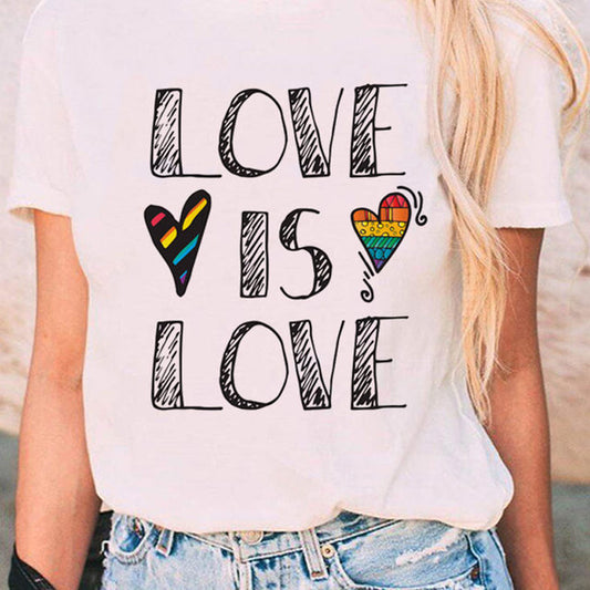 Dámské triko s nápisem Love is Love