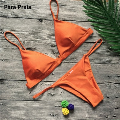 Dámské jednobarevné bikiny