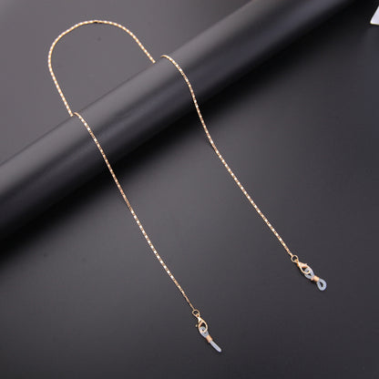 Stylový řetízek na sluneční brýle