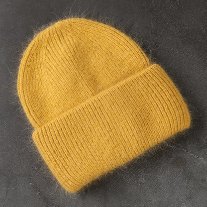 Pohodlná teplá zimní čepice