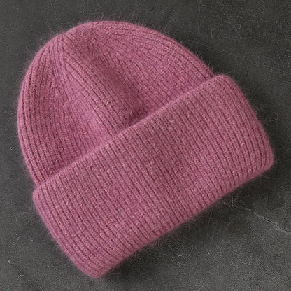 Pohodlná teplá zimní čepice