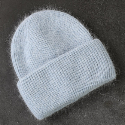 Pohodlná teplá zimní čepice