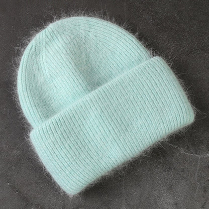 Pohodlná teplá zimní čepice