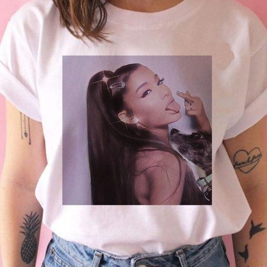 Dámské triko s potiskem Ariana Grande
