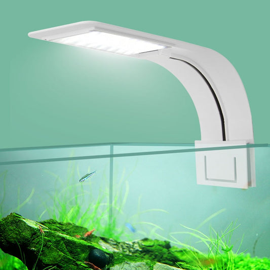 Elegantní LED světlo do akvária