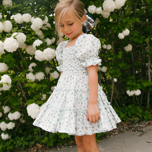 Dívčí elegantní letní šaty