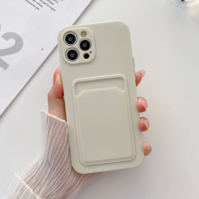 Kryt na iPhone s kapsou